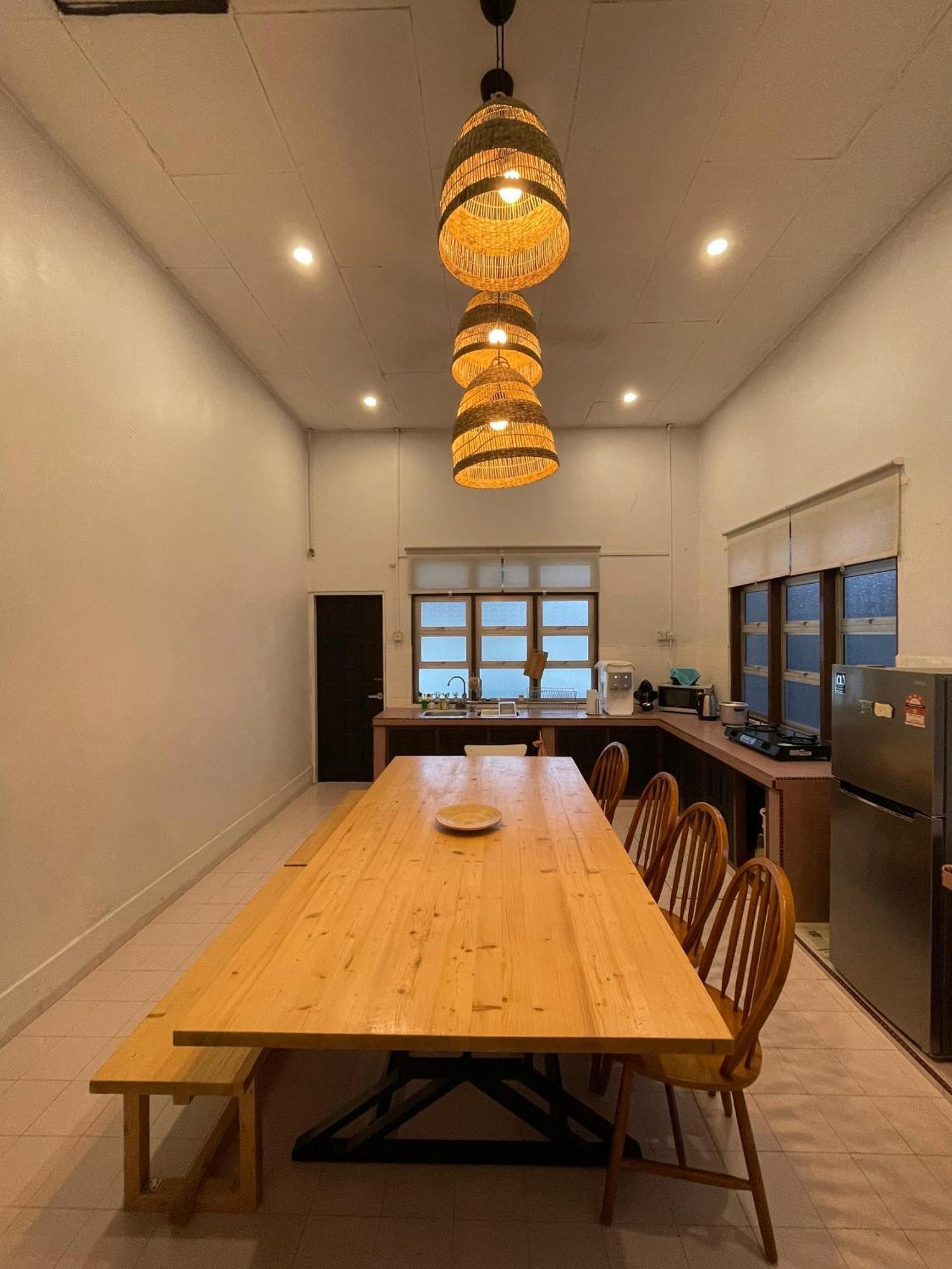 Home In Terengganu With Private Pool กัวลาตรังกานู ภายนอก รูปภาพ
